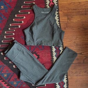 Outdoor Voices 3/4 Warmup Legging in Olive